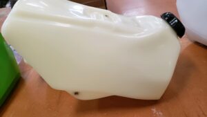YZ/WR250 (88-92) YZ125 (89-92) 3.7 GAL. #11399D-01 - Image 4